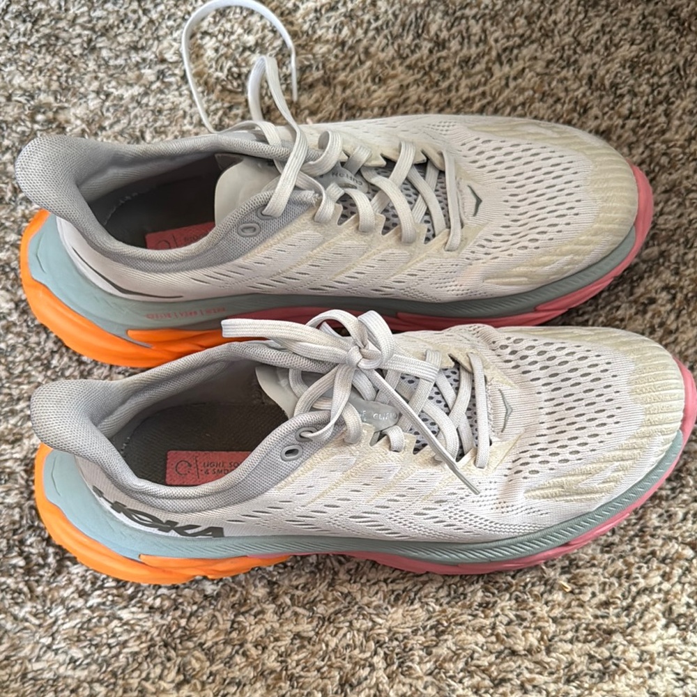 Hoka Clifton Edge Women's Smooth Cushion Running Shoes